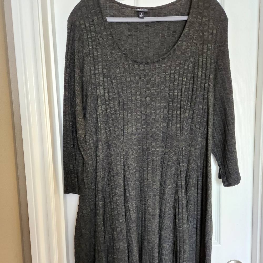 Torrid size 2 GUC Black and Green Rib Knit Dress